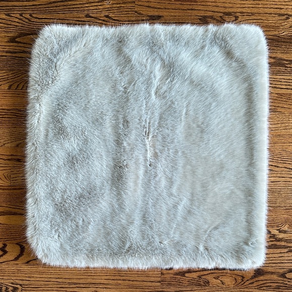 Restoration Hardware LUXE FAUX FUR PILLOW COVER - SQUARE - Picture 1 of 1